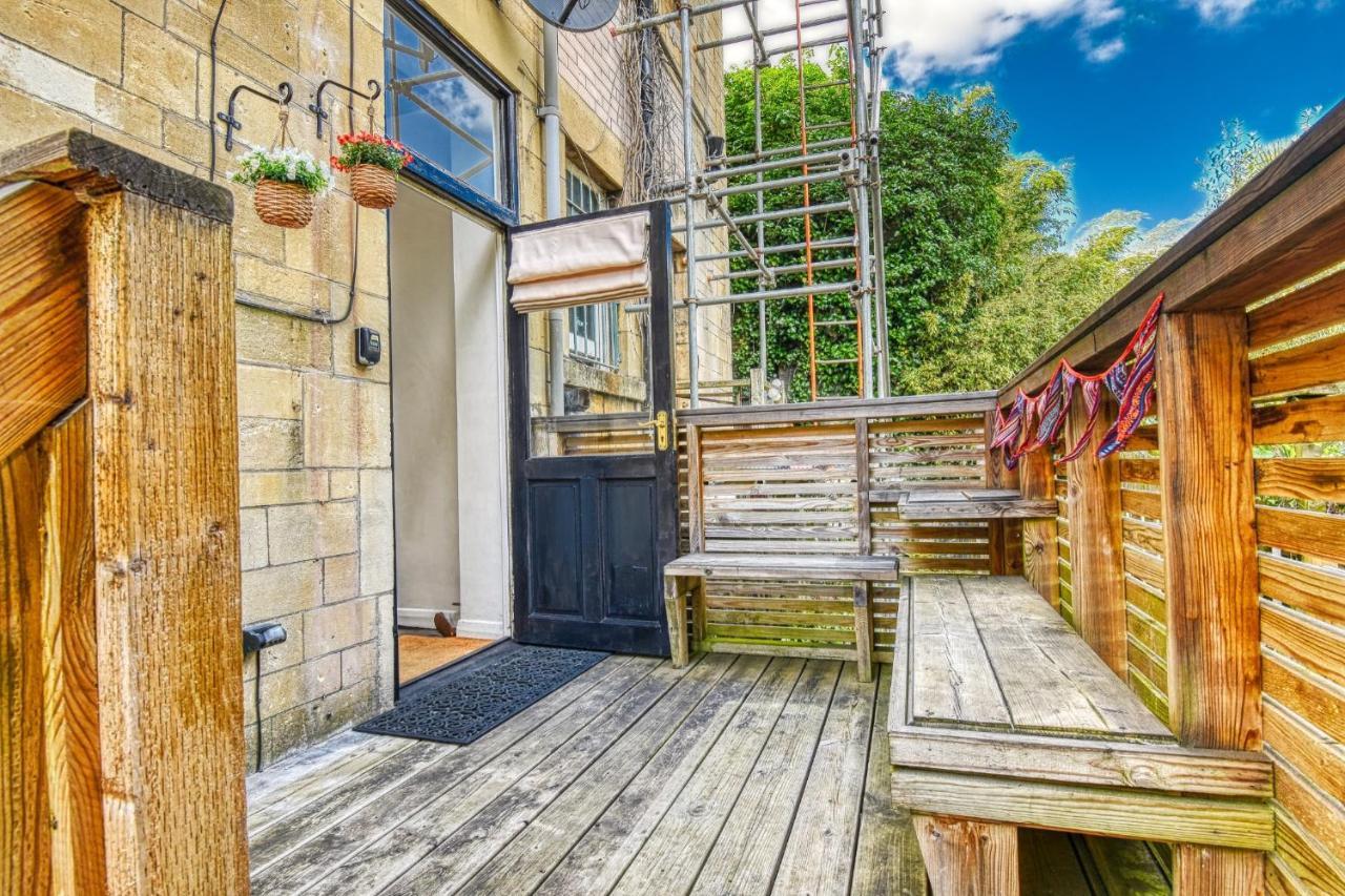 2 Bedroom Apartment In Bath City Centre With Garden & Free Parking エクステリア 写真