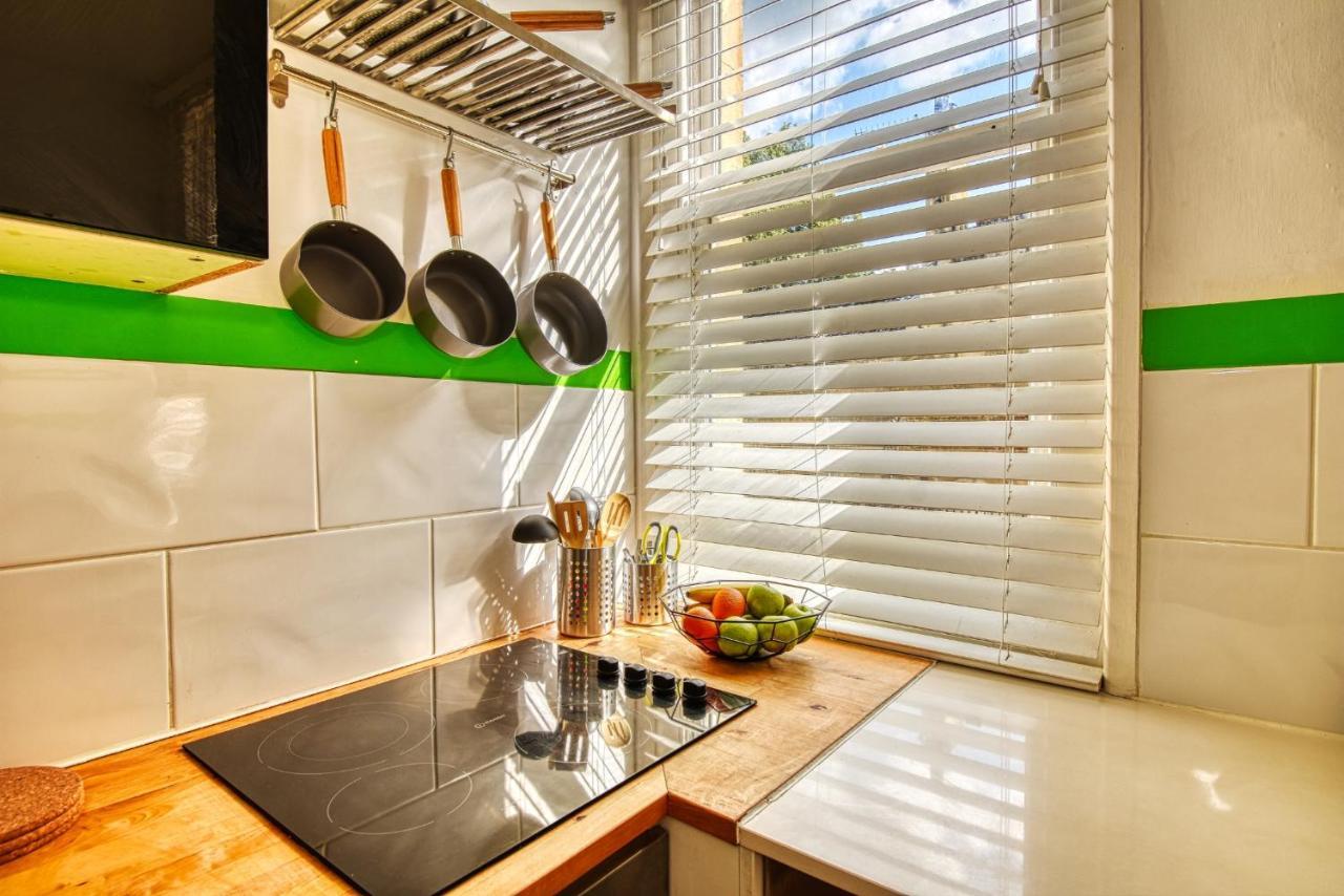 2 Bedroom Apartment In Bath City Centre With Garden & Free Parking エクステリア 写真