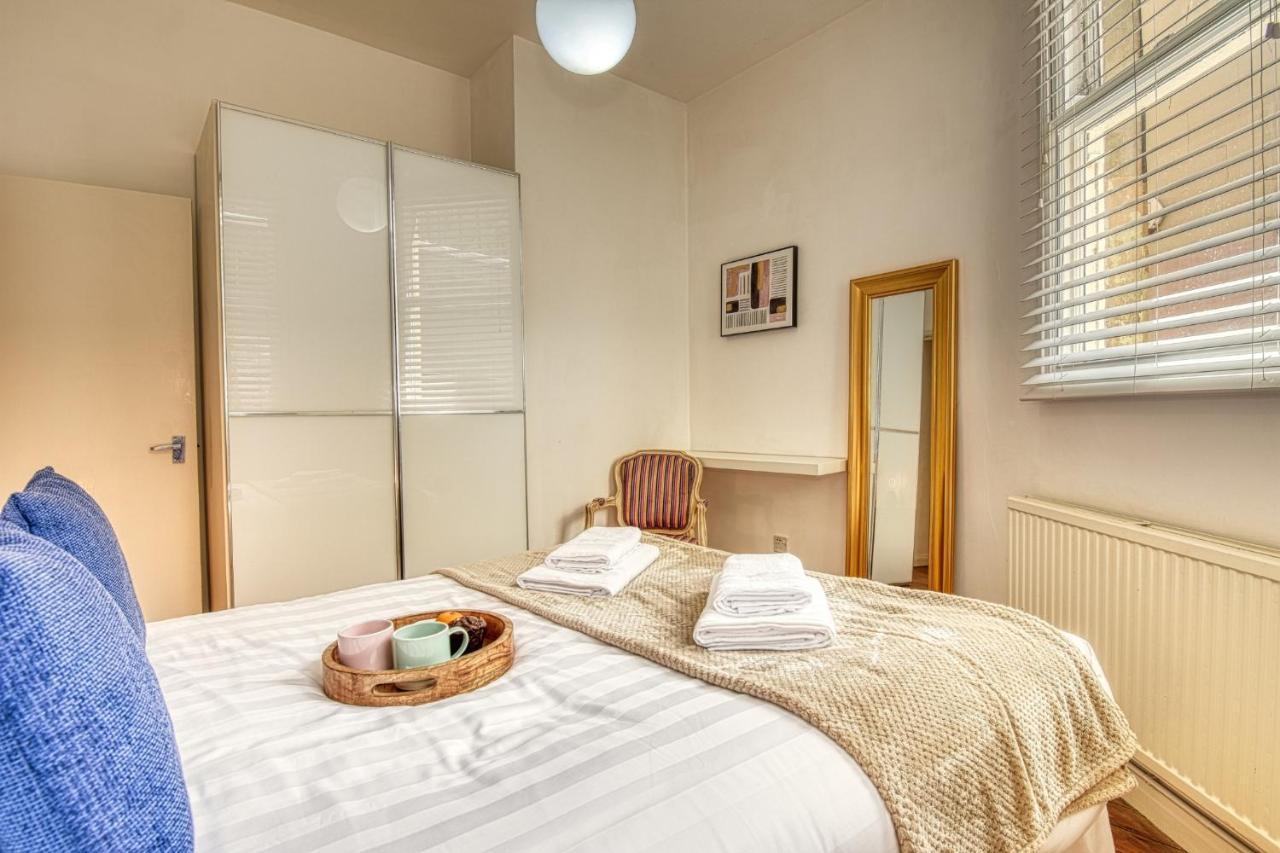2 Bedroom Apartment In Bath City Centre With Garden & Free Parking エクステリア 写真
